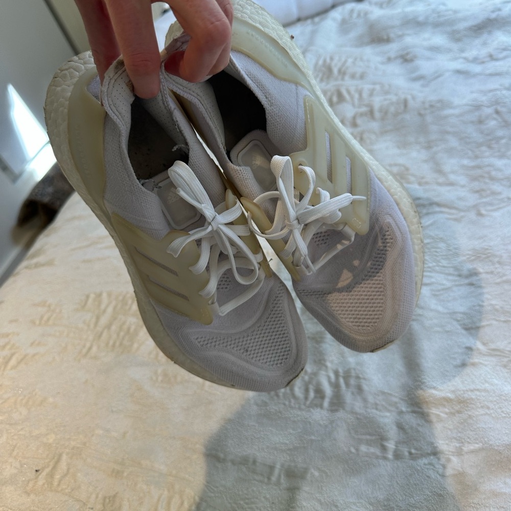 Adidas White and Cream Sneakers - Picture 2 of 5
